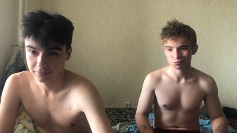 stralght_twinks  16-08-2022